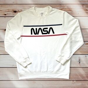 Brand Well Worn NASA White Long Sleeve Sweatshirt​​​​​​​​​​​​​​​​​​​​​​​​​​